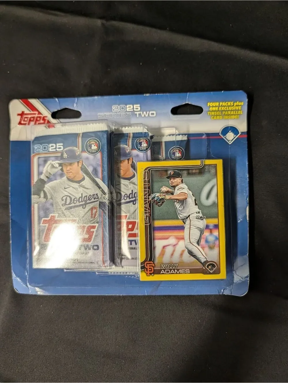 2025 Topps Series Two Baseball Card Pack with Exclusive Parallel Card